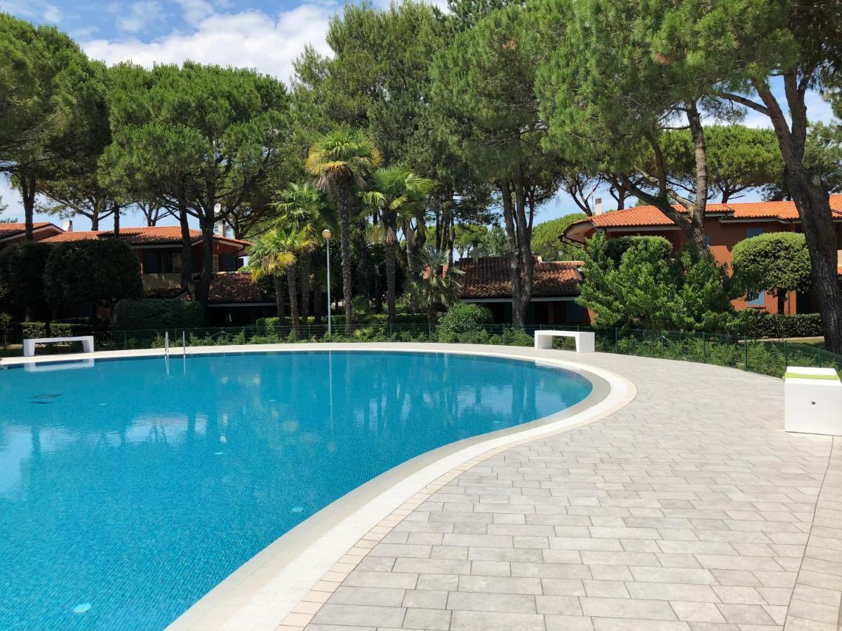 Villaggio Euroresidence Бибионе Экстерьер фото